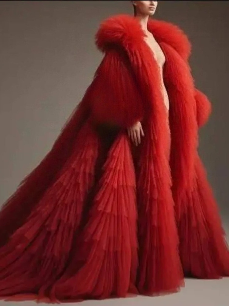 Women Fashion Reddit - Mantello Lungo Rosso Soffice con Pieghe