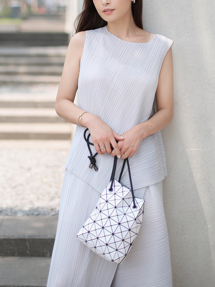 Set da donna asimmetrico in 2  - Asymmetric Top Women recensione e prezzo