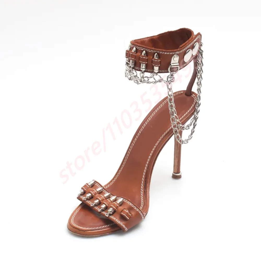 Nuovi sandali romani con caten - Women Fashion Trend 2025 recensione e prezzo