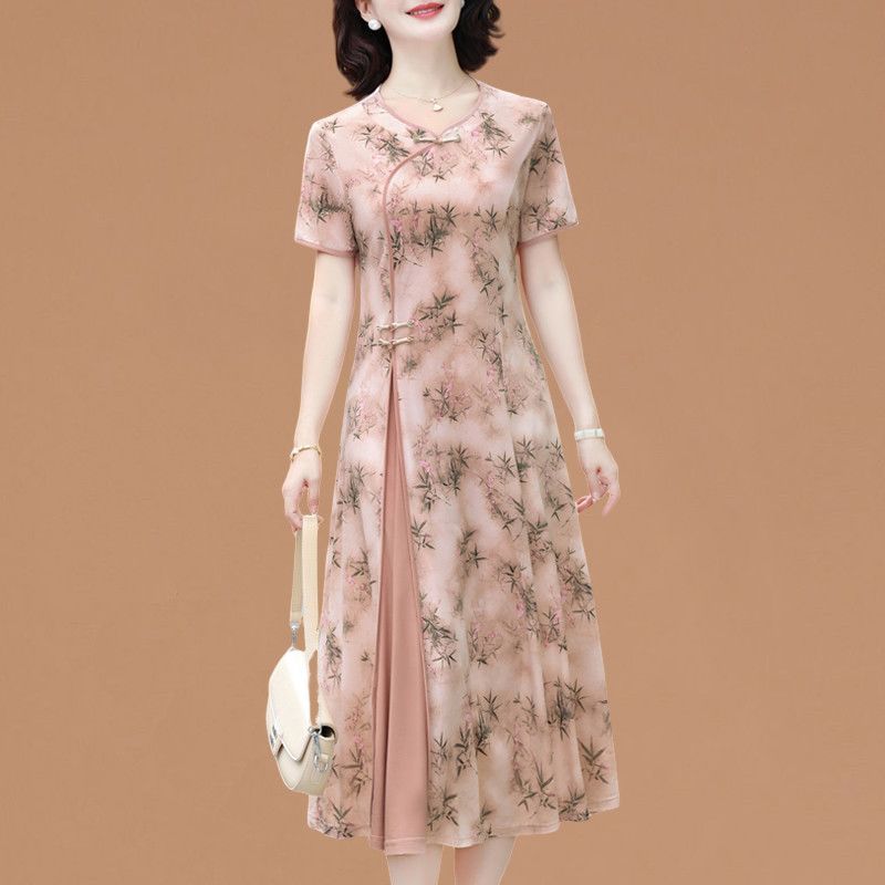 Elegante Abito a Maniche Corte - Women Fashion Over 60 recensione e prezzo